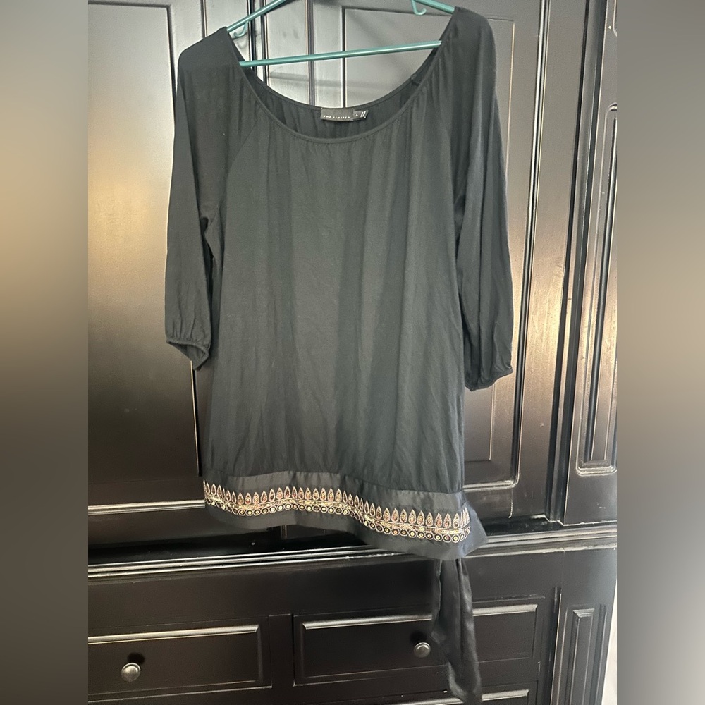 The Limited Black 3/4 Sleeve golf Embellished Blouse